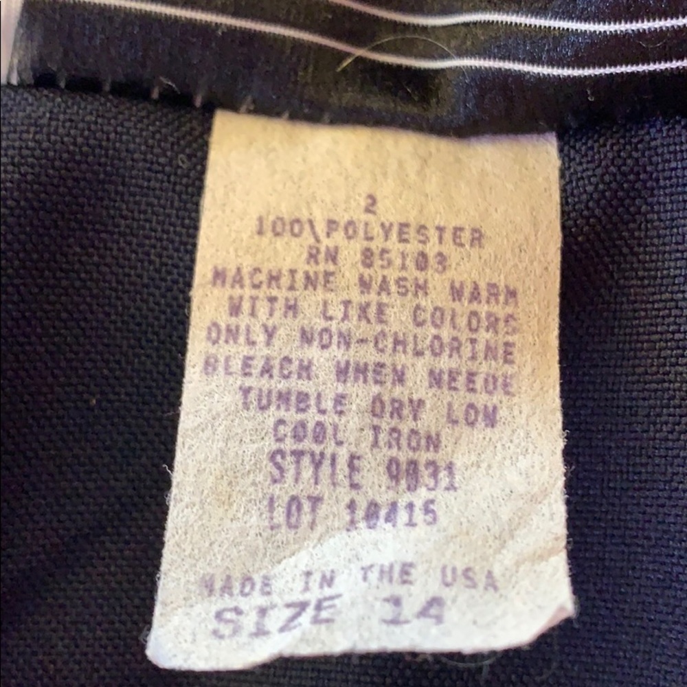 Classic Apparel Top - Picture 5 of 7